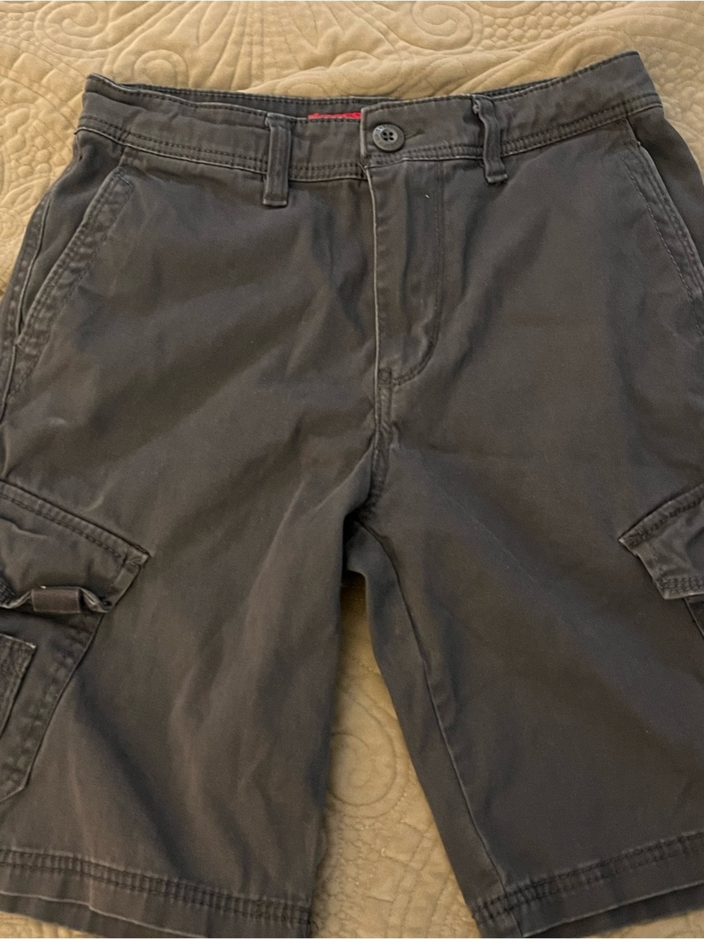 UNIONBAY Men's Black Cargo Shorts with Utility Pockets